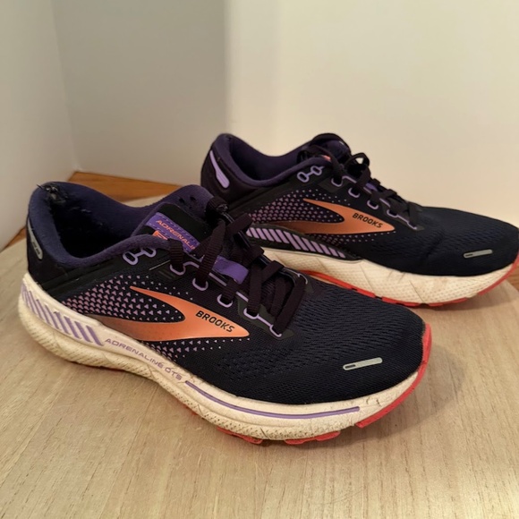 Brooks Adrenaline GTS 22 Women’s Running Shoes Navy Peach Lavender Size 8 B - Picture 4 of 7